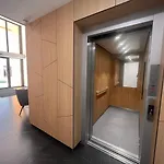 Karzo Lk 207 Free Garage Apartment *