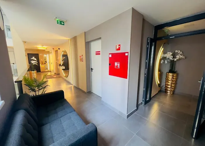 Karzo Lk 207 Free Garage * Budapesta