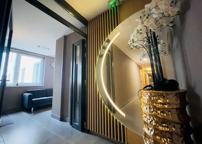 Karzo Lk 207 Free Garage Budapesta